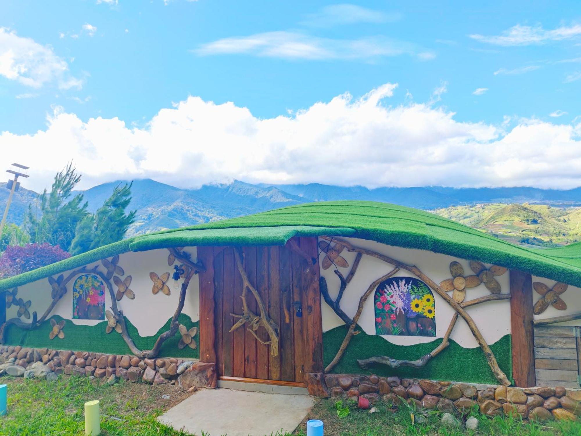 Nulu View Cabin Kundasang Exterior photo